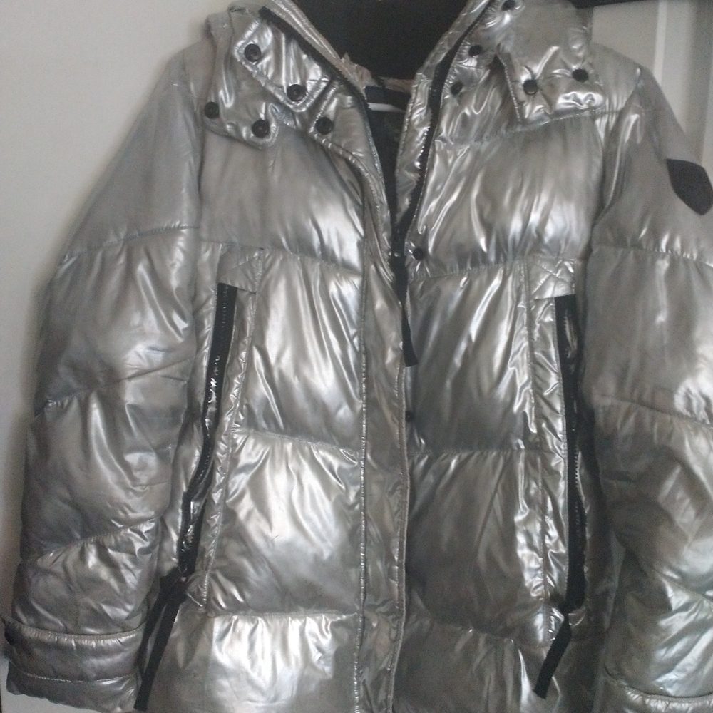 Two jackets for 25 - Picture 5 of 6